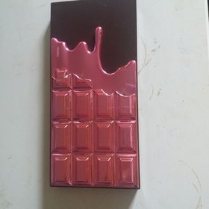 I Heart Revolution Turkish Delight